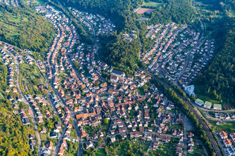 District Ersingen in Kämpfelbach in the state Baden-Wuerttemberg, Germany seen from above