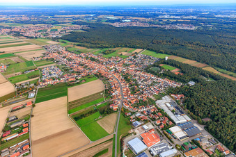 View of the town from the west in Hatzenbühl in the state Rhineland-Palatinate, Germany