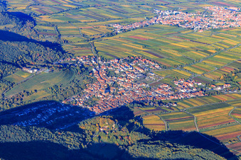 Wine-growing town on the edge of the Haardt from the southwest in the district SaintMartin in Sankt Martin in the state Rhineland-Palatinate, Germany
