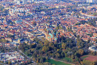 Cathedral garden and cathedral to Speyer from the east in Speyer in the state Rhineland-Palatinate, Germany