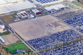Oblique view of Insel Grün with MOSOLF Logistics & Services GmbH and Mercedes-Benz Global Logistics Center in Germersheim in the state Rhineland-Palatinate, Germany