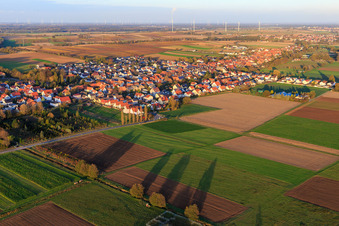 Village view from the southwest in the district Schaidt in Wörth am Rhein in the state Rhineland-Palatinate, Germany