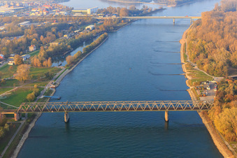 Aerial view of Railway Rhine Bridge from the south in Germersheim in the state Rhineland-Palatinate, Germany