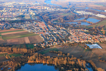 Aerial view of View of the town in winter from the southwest in the district Sondernheim in Germersheim in the state Rhineland-Palatinate, Germany