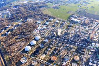 Tanks and chimneys of the MIRO oil refinery in the district Knielingen in Karlsruhe in the state Baden-Wuerttemberg, Germany
