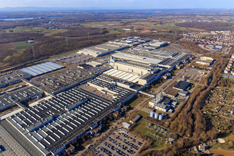 Aerial photograpy of Mercedes Benz Plant Rastatt in Rastatt in the state Baden-Wuerttemberg, Germany