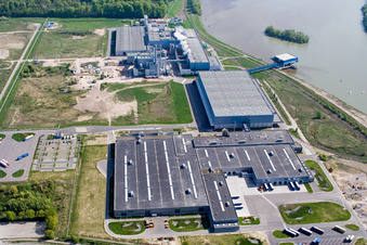Aerial view of Oberwald industrial area, Palm paper mill in Wörth am Rhein in the state Rhineland-Palatinate, Germany
