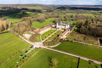 Bird's eye view of Water castle Château Sully in Burgundy in Sully in the state Saone et Loire, France