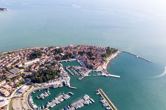 Aerial photograpy of Karpinjan in the state Gespanschaft Istrien, Croatia