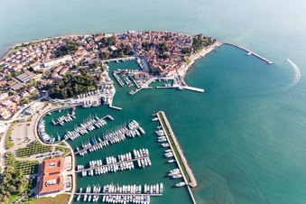 Oblique view of Karpinjan in the state Gespanschaft Istrien, Croatia