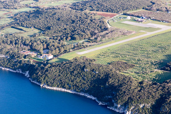 Vrsar in the state Gespanschaft Istrien, Croatia out of the air