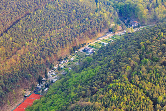 Waldstraße with tennis court of TC Wachenheim eV in Wachenheim an der Weinstraße in the state Rhineland-Palatinate, Germany