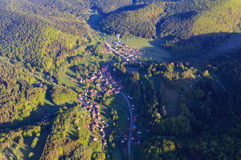 Aerial view of Village in the Wieslautertal from the east in Bobenthal in the state Rhineland-Palatinate, Germany