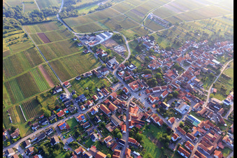 Wine-growing village from the southwest in Oberotterbach in the state Rhineland-Palatinate, Germany
