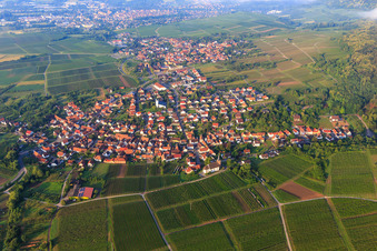 Aerial view of Wine-growing village from the north in the district Rechtenbach in Schweigen-Rechtenbach in the state Rhineland-Palatinate, Germany