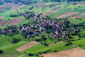 Oblique view of Memmelshoffen in the state Bas-Rhin, France