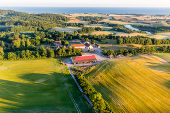 Klintholm Mon (DK), Klintholm Gods in Borre in the state Zealand, Denmark from above