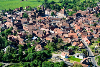 Bird's eye view of Neuwiller-lès-Saverne in the state Bas-Rhin, France