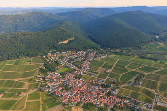Wine-growing village from the southeast in Frankweiler in the state Rhineland-Palatinate, Germany
