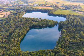 Quarry lake Grötzingen in the district Grötzingen in Karlsruhe in the state Baden-Wuerttemberg, Germany