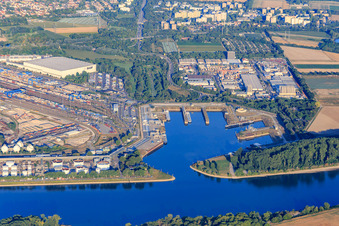 Aerial view of Gate 15 with freight station and industrial port on the Rhine in the district BASF in Ludwigshafen am Rhein in the state Rhineland-Palatinate, Germany