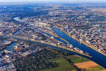 BASF in the district Innenstadt in Mannheim in the state Baden-Wuerttemberg, Germany