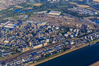Aerial photograpy of District BASF in Ludwigshafen am Rhein in the state Rhineland-Palatinate, Germany