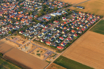 Development of the new Fichtenweg development area in Steinweiler in the state Rhineland-Palatinate, Germany out of the air