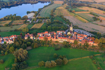 Ludwigstraße and Hinterstädl from the west in Jockgrim in the state Rhineland-Palatinate, Germany