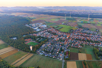 View of the town from the south in Hatzenbühl in the state Rhineland-Palatinate, Germany