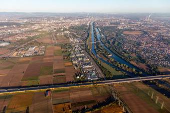 Hans-Thoma-Straße industrial area in the district Neuostheim in Mannheim in the state Baden-Wuerttemberg, Germany