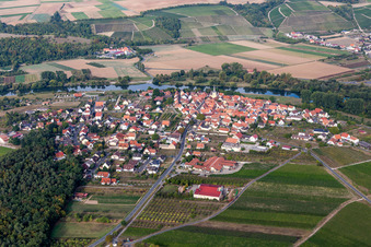 From the east in the district Fahr in Volkach in the state Bavaria, Germany
