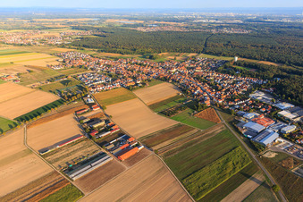 Aerial view of View of the town from the northwest in Hatzenbühl in the state Rhineland-Palatinate, Germany