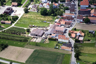 Wiesenstr in the district Mühlhofen in Billigheim-Ingenheim in the state Rhineland-Palatinate, Germany