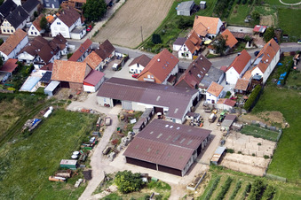 Aerial view of Wiesenstr in the district Mühlhofen in Billigheim-Ingenheim in the state Rhineland-Palatinate, Germany