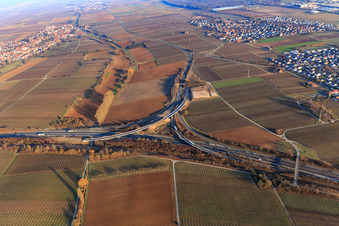 New construction of the Landau Nord junction for the B272 on the A65 motorway in the district Dammheim in Landau in der Pfalz in the state Rhineland-Palatinate, Germany out of the air