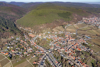 Aerial view of Vineyard path from the southeast in the district Gimmeldingen in Neustadt an der Weinstraße in the state Rhineland-Palatinate, Germany