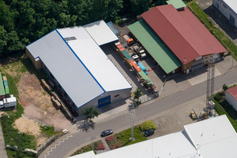 Aerial view of Am Gäxwald, Ralf Birkemeyer Automotive Workshop in Herxheim bei Landau in the state Rhineland-Palatinate, Germany