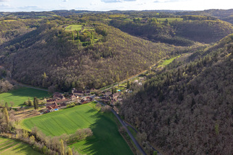 Aerial view of Céou Valley in Castelnaud-la-Chapelle in the state Dordogne, France