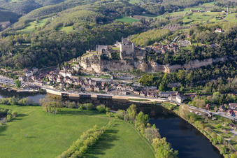 Aerial photograpy of Château de Beynac in Beynac-et-Cazenac in the state Dordogne, France