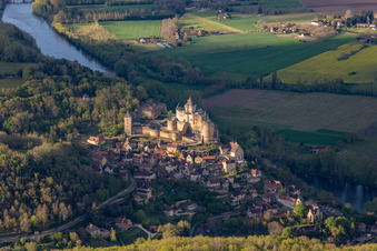 Castle of Montfort above the Dordogne in Vitrac in Nouvelle-Aquitaine, France