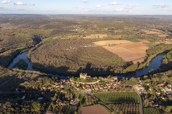 Aerial photograpy of Castle of Montfort above the Dordogne in Vitrac in Nouvelle-Aquitaine, France
