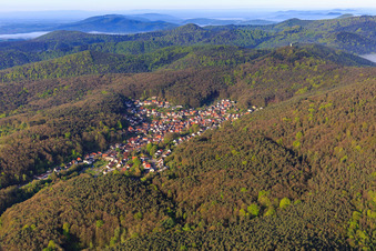 Aerial view of From the north in Dörrenbach in the state Rhineland-Palatinate, Germany
