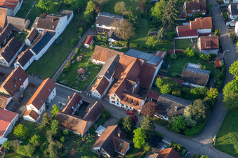 Oblique view of Winery and Wine Bar Vogler in the district Heuchelheim in Heuchelheim-Klingen in the state Rhineland-Palatinate, Germany