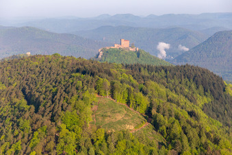 Förlenberg paragliding launch site in Leinsweiler in the state Rhineland-Palatinate, Germany