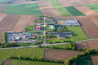 Industrial estate and company settlement Kiesweg with Profil Alsace, Brauereischaenke Brasserie du Garcon Pointu and Fliesenfachhandel Terimport Carrelage in Niederlauterbach in Grand Est, France