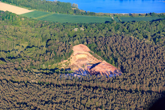 Sand pit in the Bienwald forest belonging to Kalksandsteinwerke Schencking GmbH & Co. KG, Bienwald plant in Wörth am Rhein in the state Rhineland-Palatinate, Germany