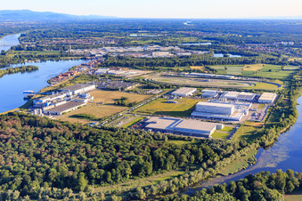 Industrial area Am Oberwald from the northeast in Wörth am Rhein in the state Rhineland-Palatinate, Germany