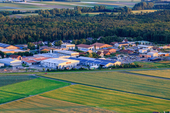Drone recording of Im Gereut industrial estate with WWS Metallformen GmbH, HGGS LaserCUT GmbH & Co. KG in Hatzenbühl in the state Rhineland-Palatinate, Germany