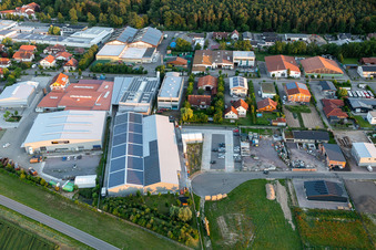 Oblique view of Industrial estate and company settlement Im Gereut with WWS Metallformen GmbH and HGGS LaserCUT GmbH & Co. KG in Hatzenbuehl in the state Rhineland-Palatinate